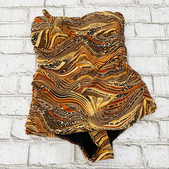 BIKINI BAY BB1010 1-pc Bandeau Swimsuit Leopard Multicolor Size 10 NWT - Picture 7 of 16